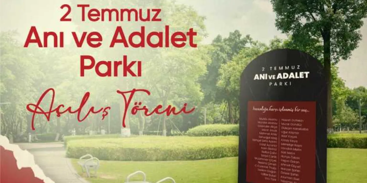 Yeşil bir parkın içinde, üzerinde 