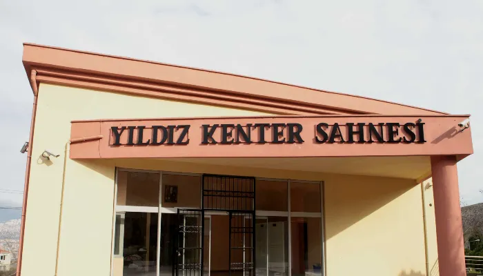 Yıldız Kenter Sahnesi
