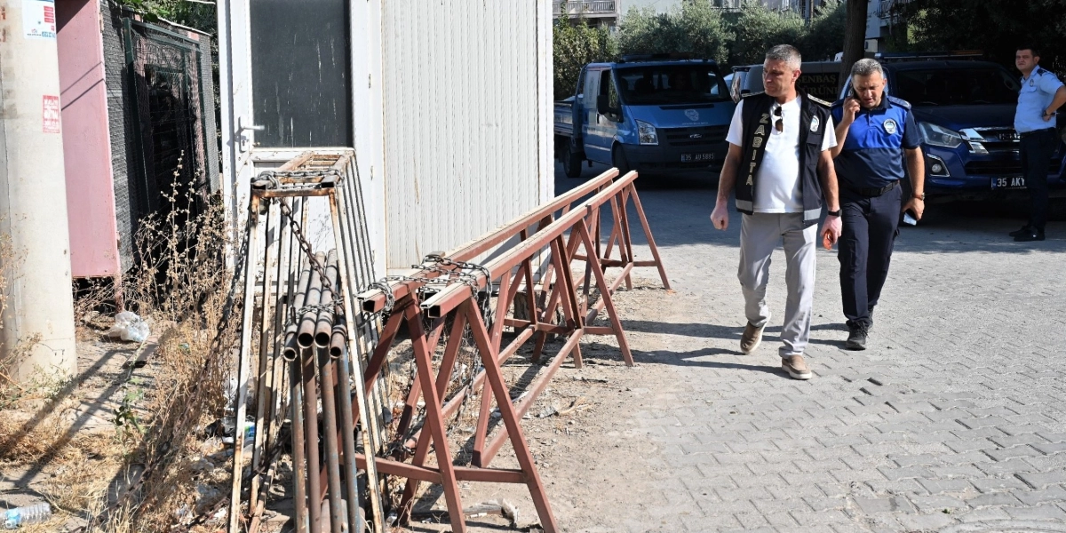 Üzerinde 
