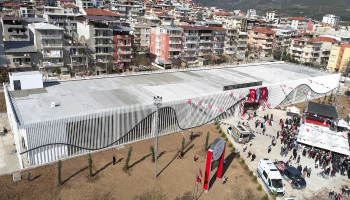 İnönü Kapalı Pazaryeri